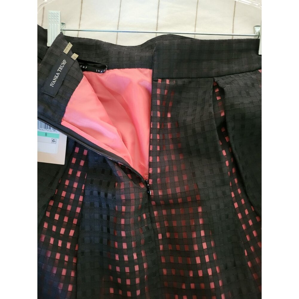Ivanka Trump Women's Black & Pink Under Lining Sleeveless Top & Skirt Set Size 8 - Picture 13 of 16